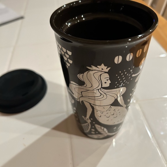 Starbucks Ltd Edition Ceramic travel Mug w/Silicone lid & iconic SB siren image! - Picture 2 of 12